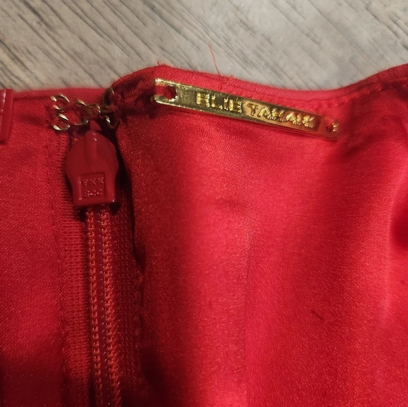 Elie Tahari Lucetta V neck red dress - Picture 3 of 12